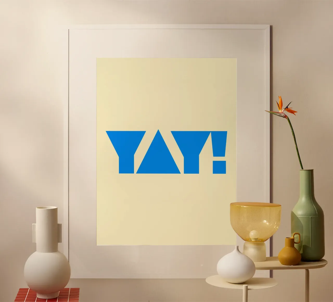 Yay 12 poster con telaio in legno da The Type Club Tokyo
