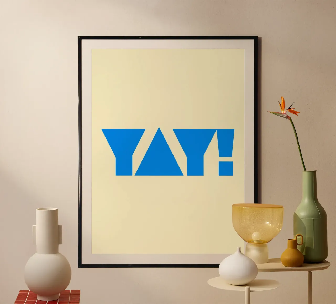 Yay 12 poster con telaio in legno da The Type Club Tokyo