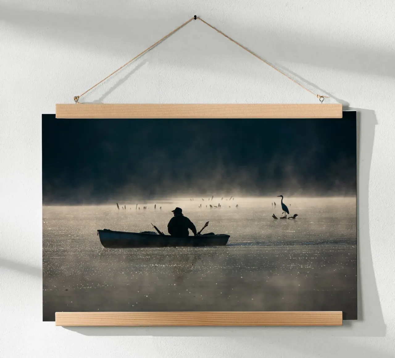 Pescatore su un lago poster da anderm