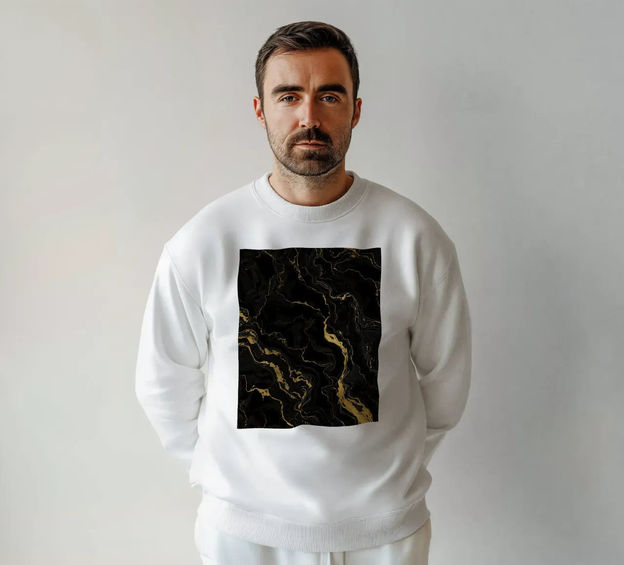 Sfondo nero con venature dorate felpa da DesignDoodle