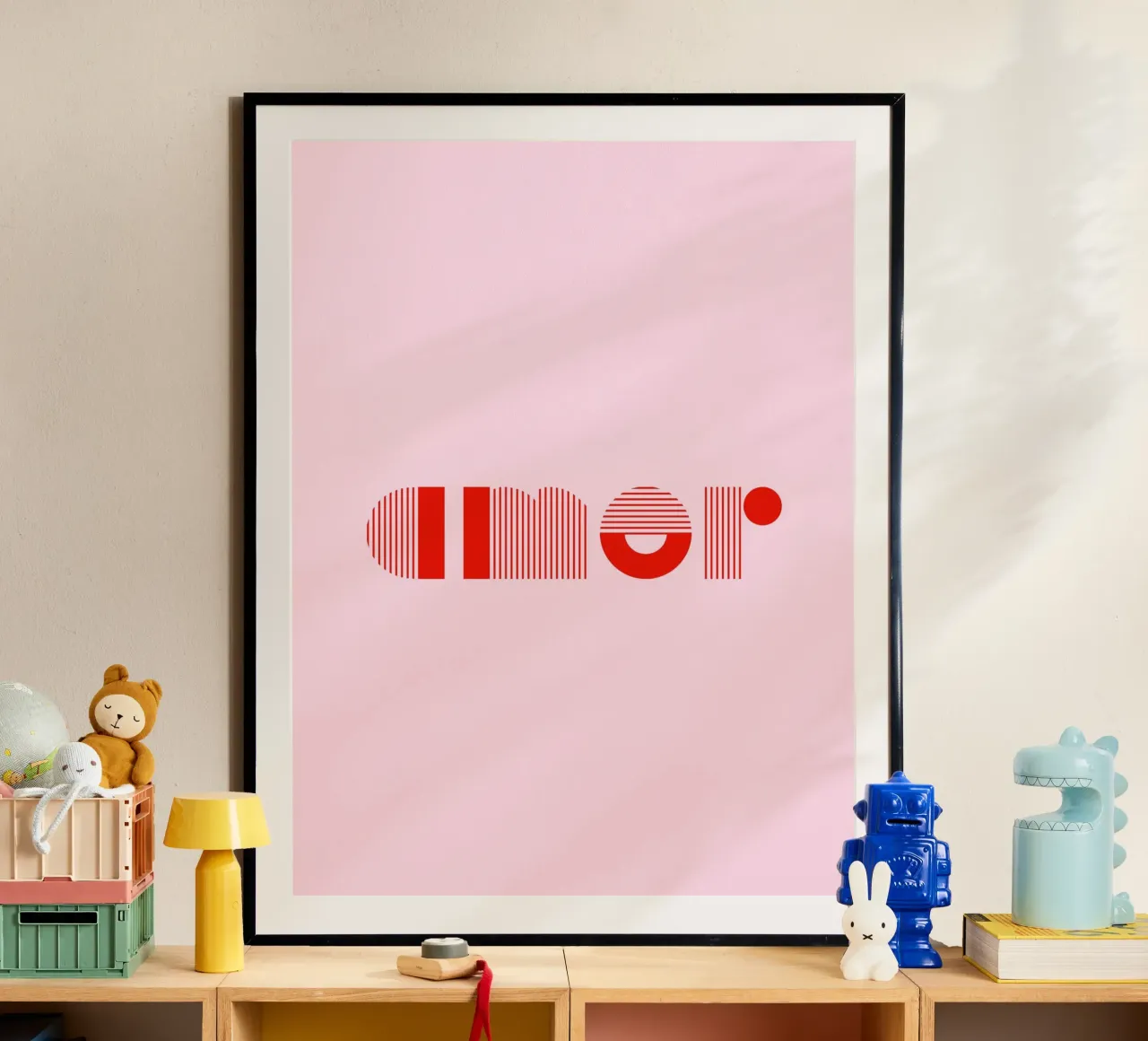 Amor 1 poster con telaio in alluminio da The Type Club Tokyo