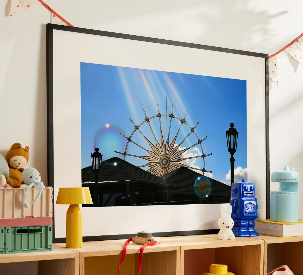 Stadsdroomlandschap - Reuzenrad met zonlicht & bubbels poster met aluminium frame van jay