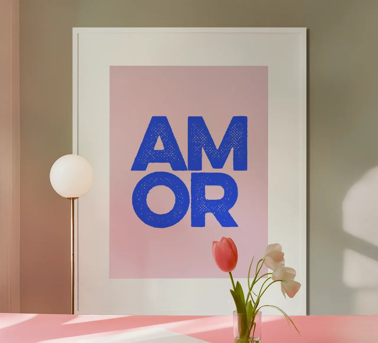 Amor 4 poster con telaio in legno da The Type Club Tokyo