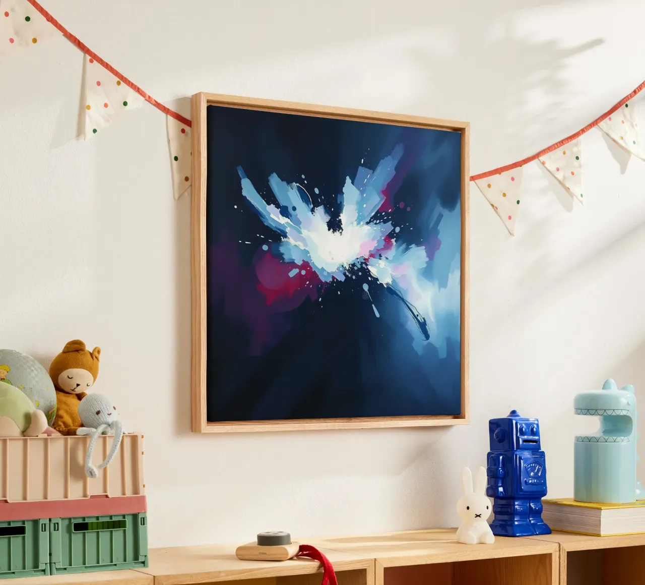 Pittura astratta con pennellate bianche, blu e rosse tela con Cornice a cassetta da DesignDoodle