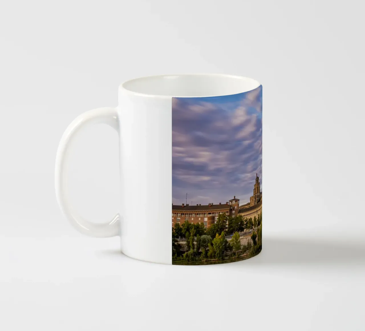 Riva del fiume di Saragozza tazza in ceramica da anderm