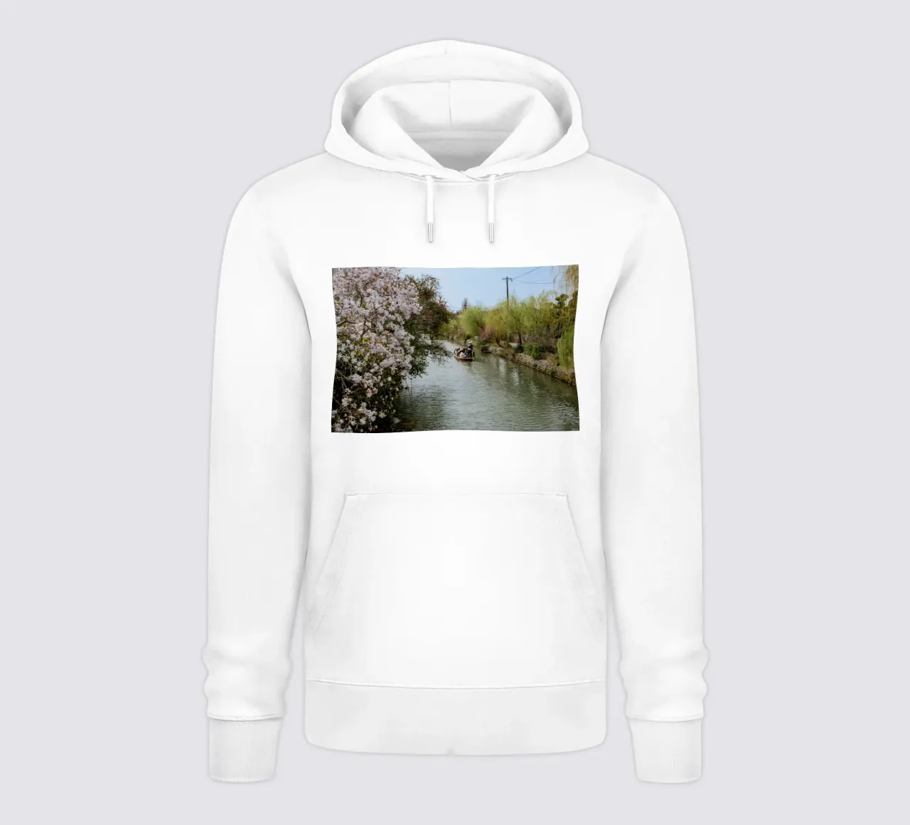 Canale dei ciliegi in fiore a Yanagawa, Giappone felpa con cappuccio da Marcel Bisig