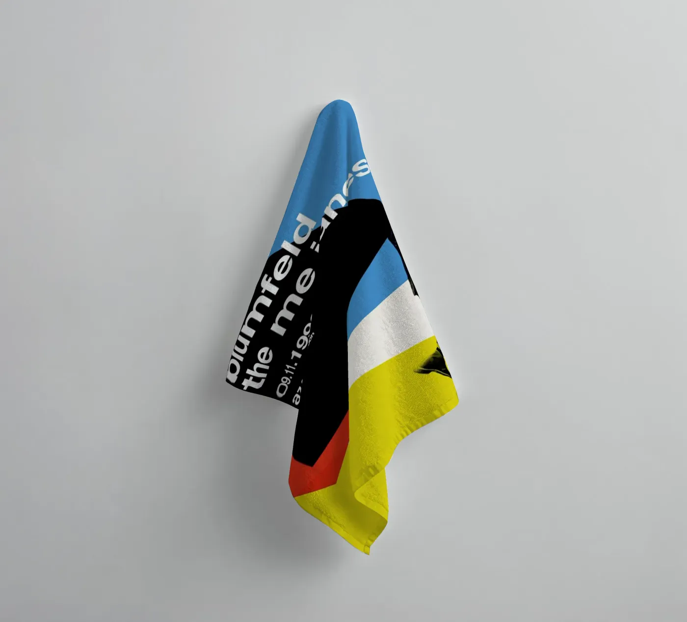 Blumfeld towel by Stephan Kochs