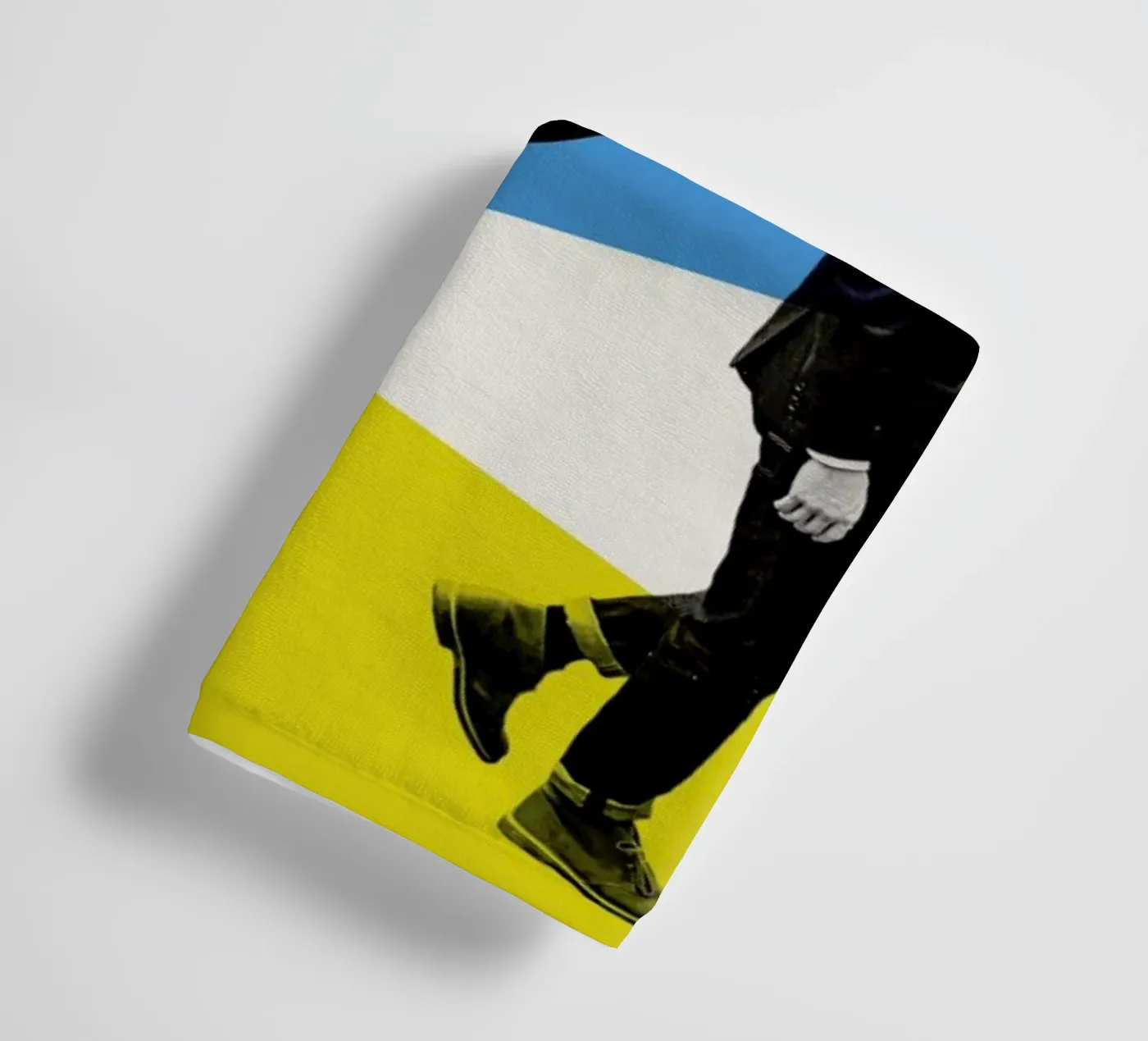 Blumfeld towel by Stephan Kochs