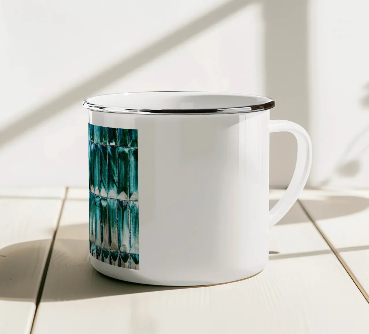 Muro di piastrelle blu con pigna - Stampa astratta testurizzata tazza in smalto da jay