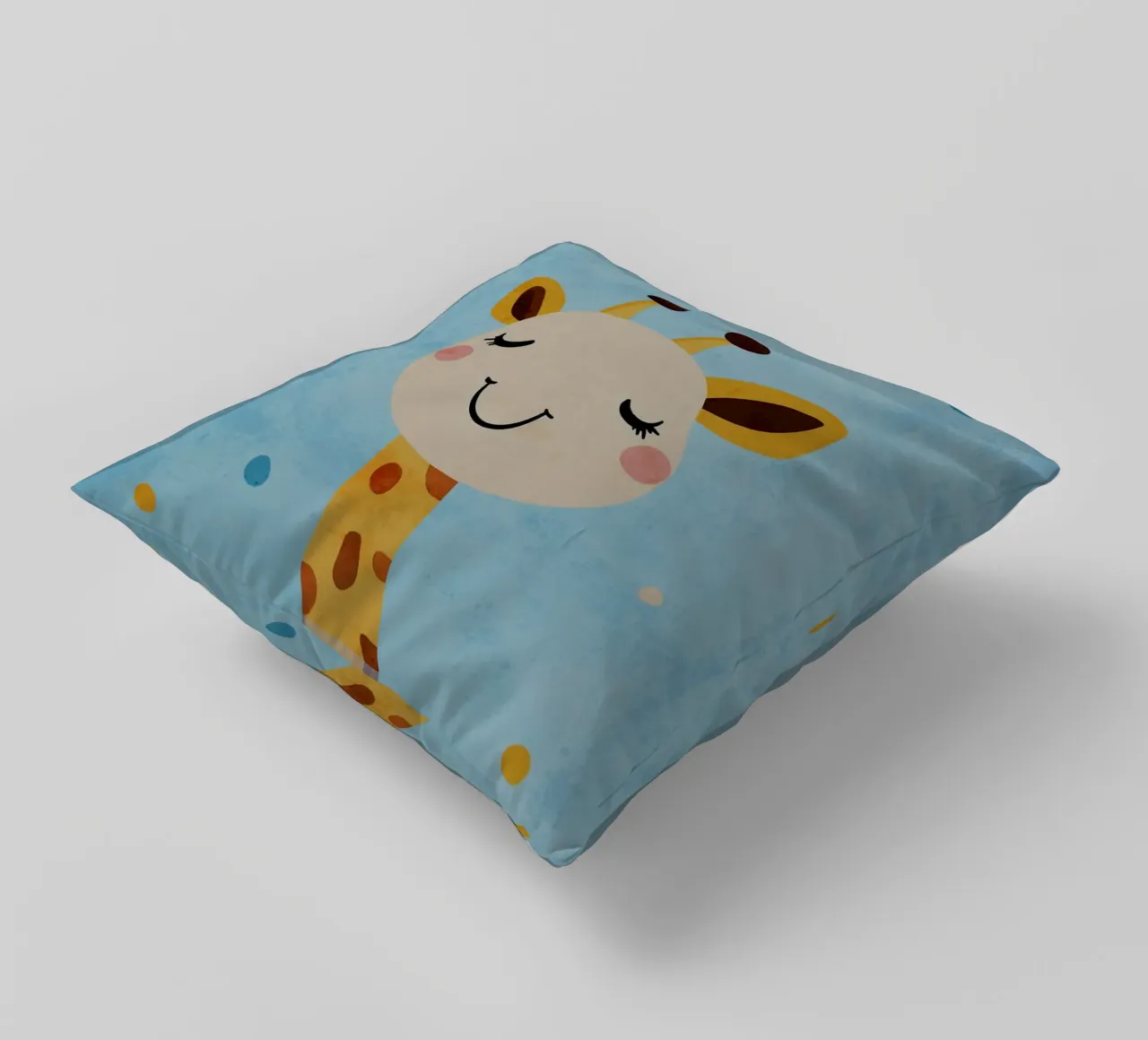giraffa che sorride macchie occhi chiusi cuscino da Courtney Ohling