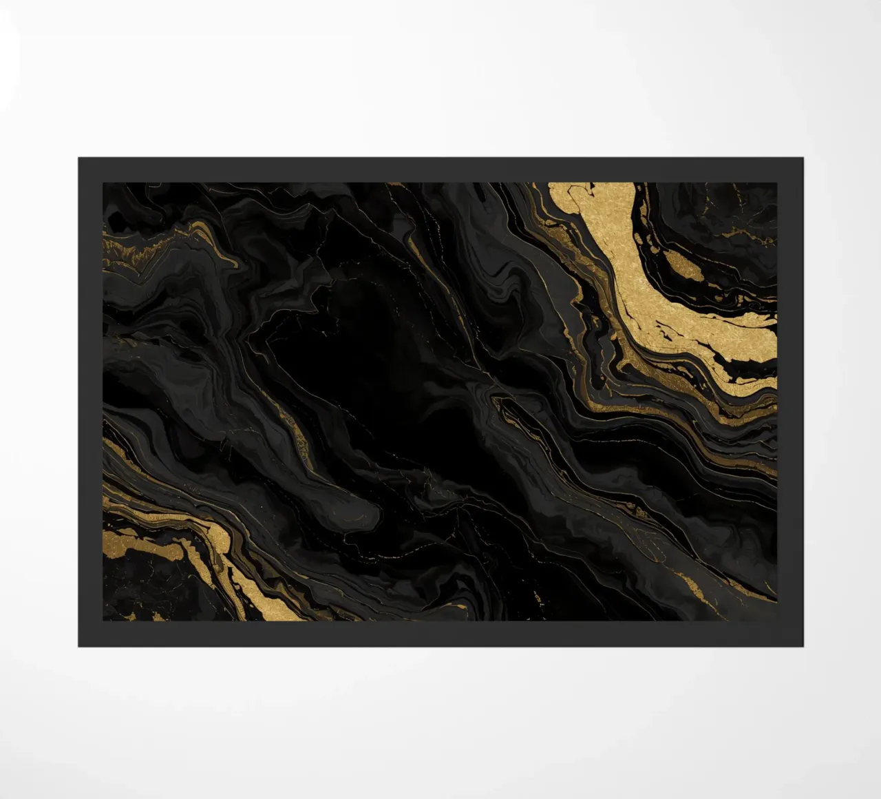 Texture astratta marmorizzata nera, grigia e oro zerbino da DesignDoodle