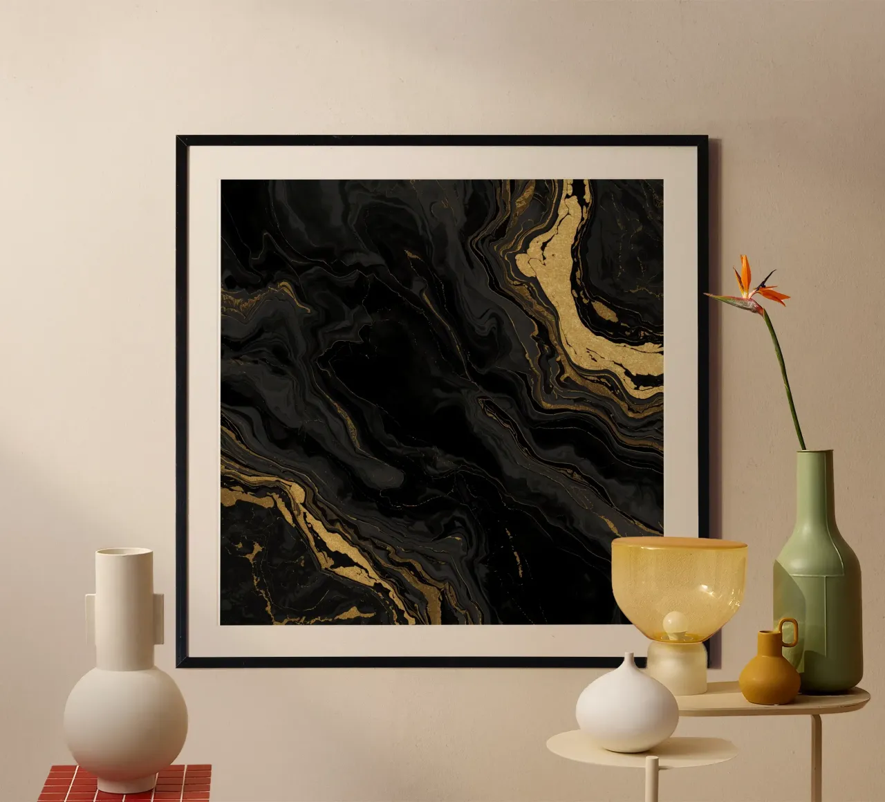Texture astratta marmorizzata nera, grigia e oro poster con telaio in alluminio da DesignDoodle
