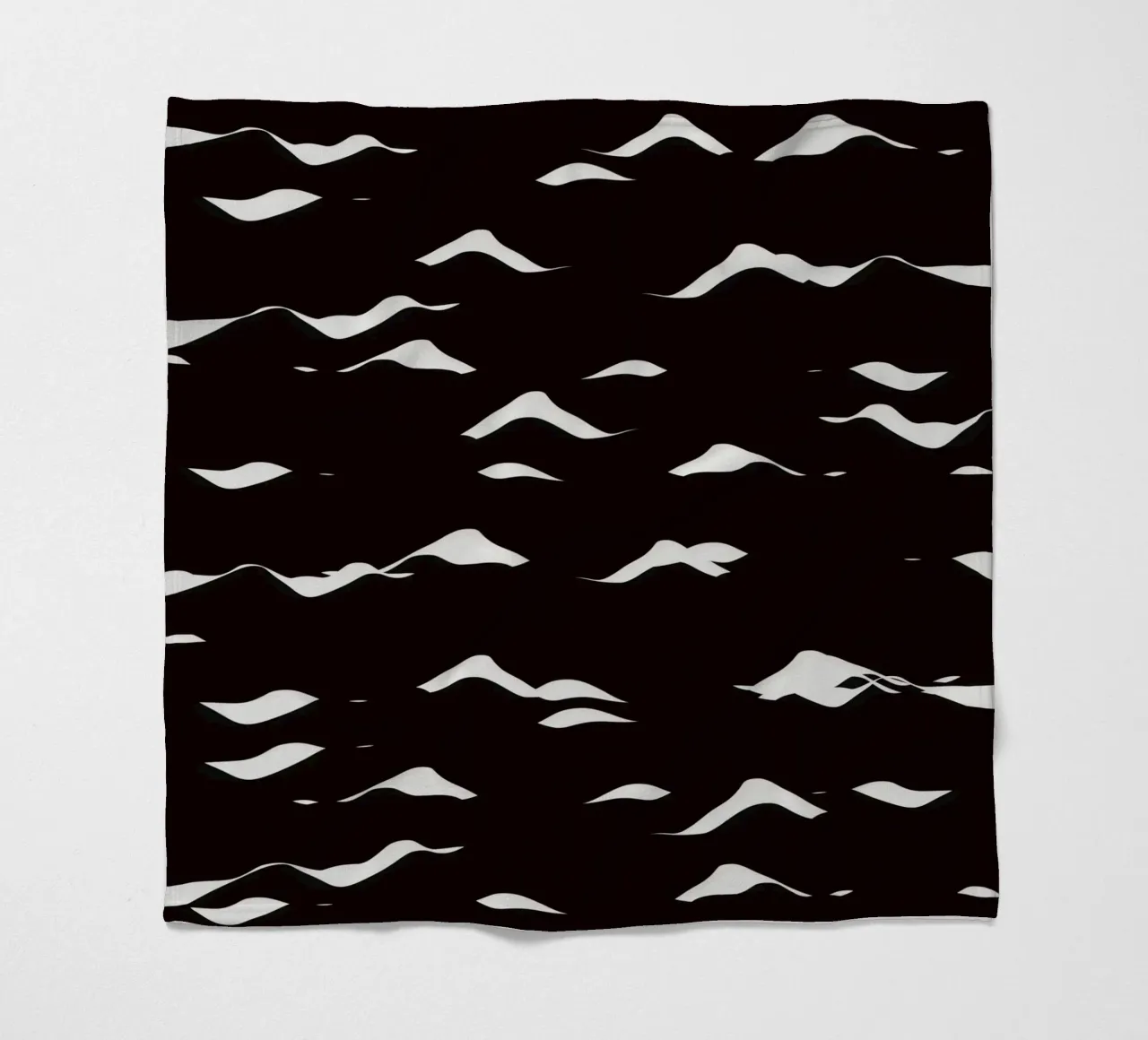 Waves pattern fleece blanket by Little Dean