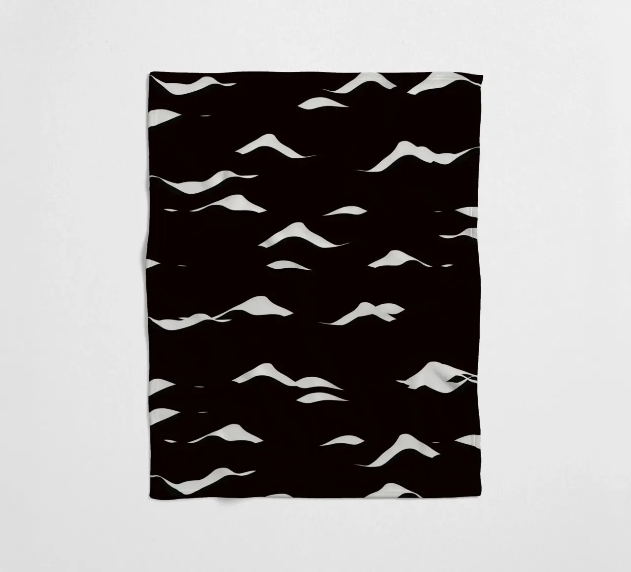Waves pattern fleece blanket by Little Dean