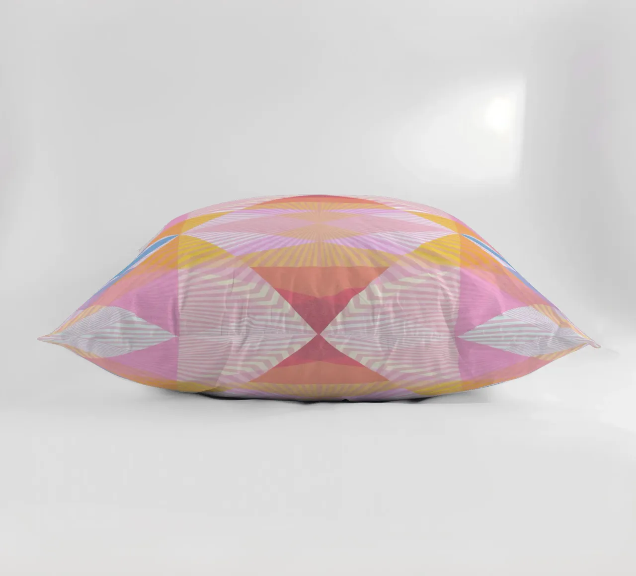 Simple Space Kissen von lovely lines