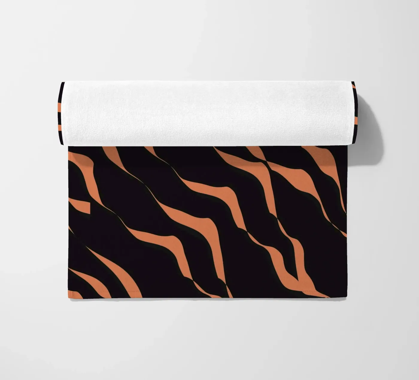 Waves pattern 03 strandhanddoek van Little Dean