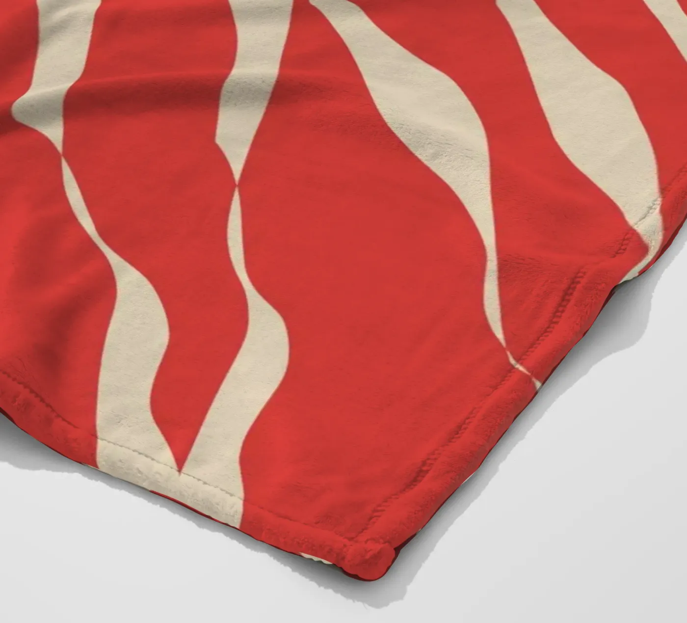 Waves pattern 05 Fleecedecke von Little Dean