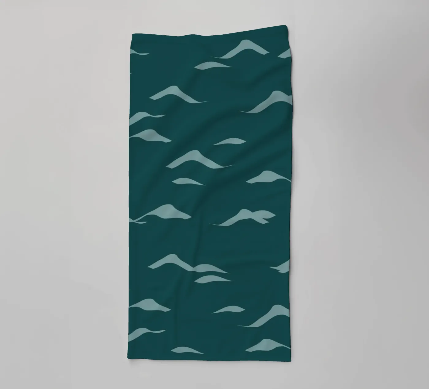 Waves pattern 07 badhanddoek van Little Dean
