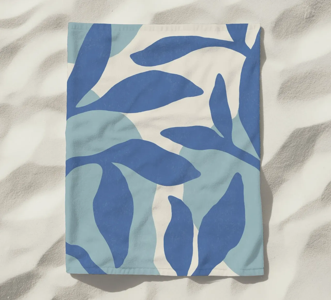 Astratto botanico - Blu telo mare da MoonlightPrint