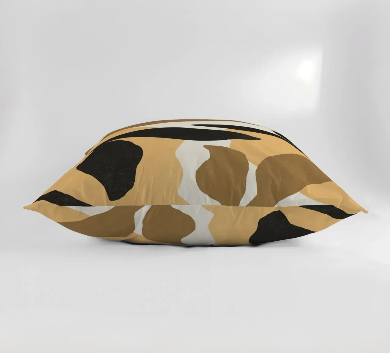 Astratto botanico - Marrone nero cuscino da MoonlightPrint