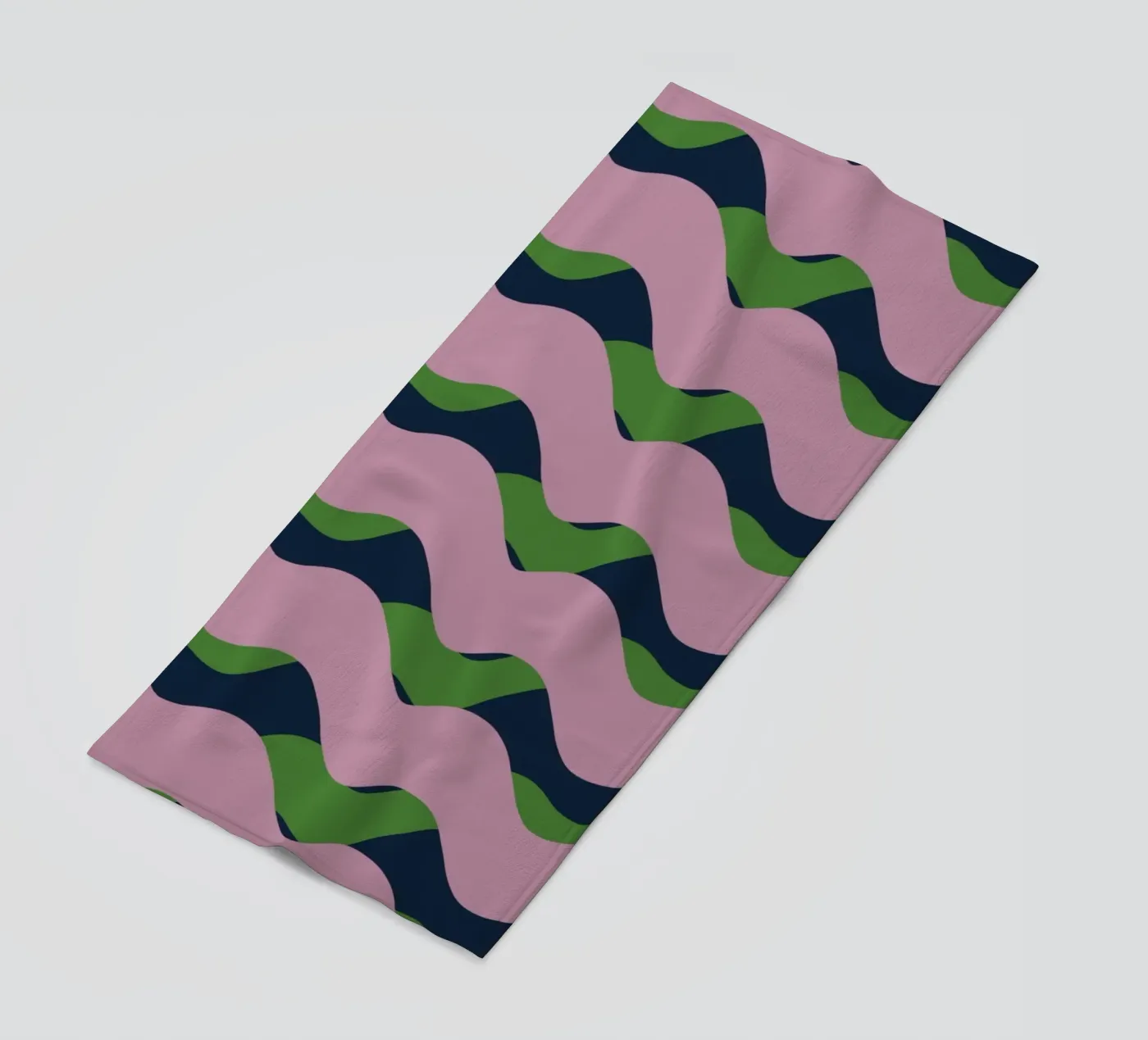 Waves pattern 13 Strandtuch von Little Dean