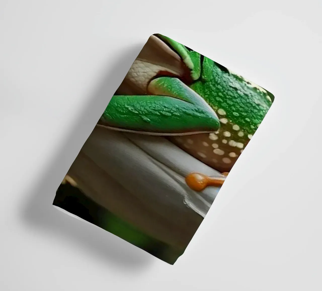 🌺🐸Tree frog | Summer mode: on! (2) towel by Trinkets NL Design Studio