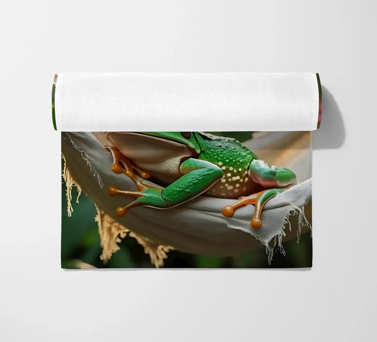 🌺🐸Tree frog | Summer mode: on! (2) beach towel by Trinkets NL Design Studio