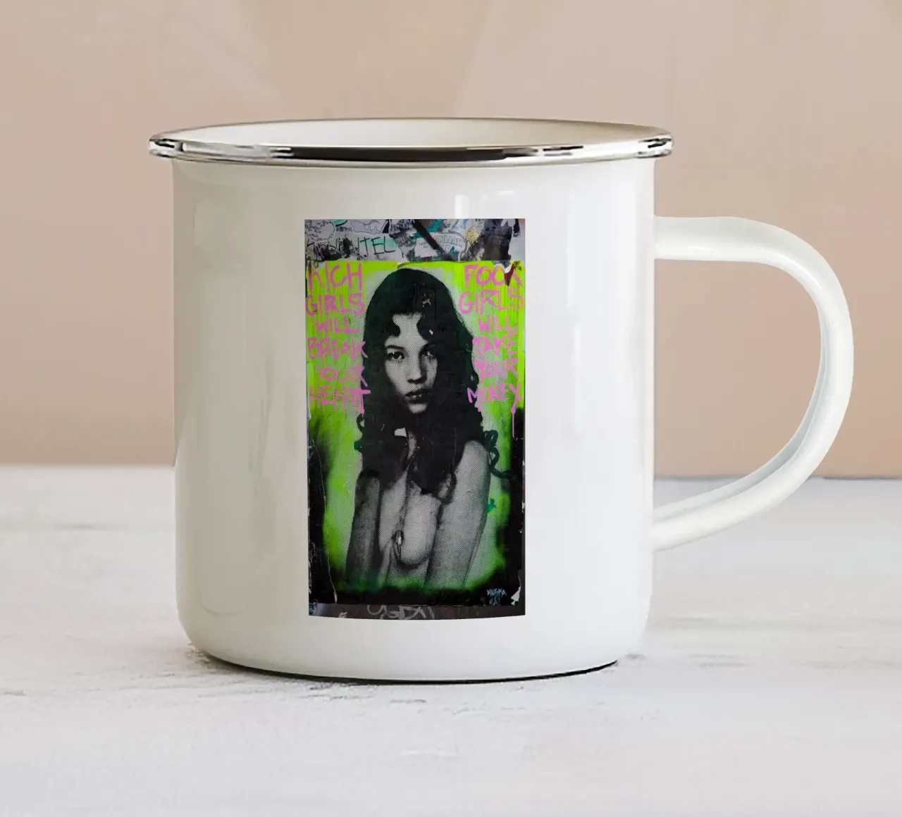 Kate tazza in smalto da Flo Klein
