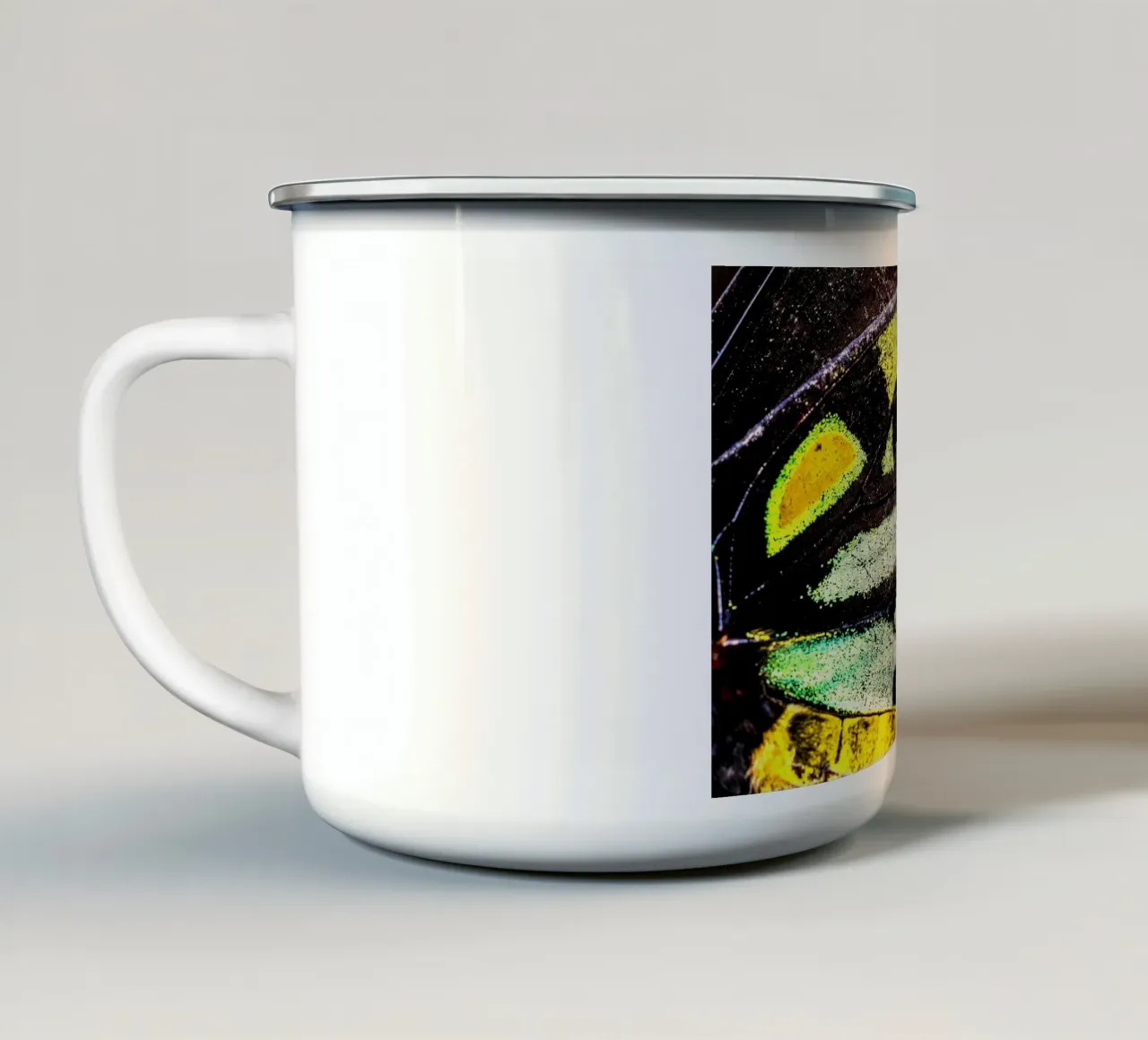 ala di farfalla tazza in smalto da Earthly Visions