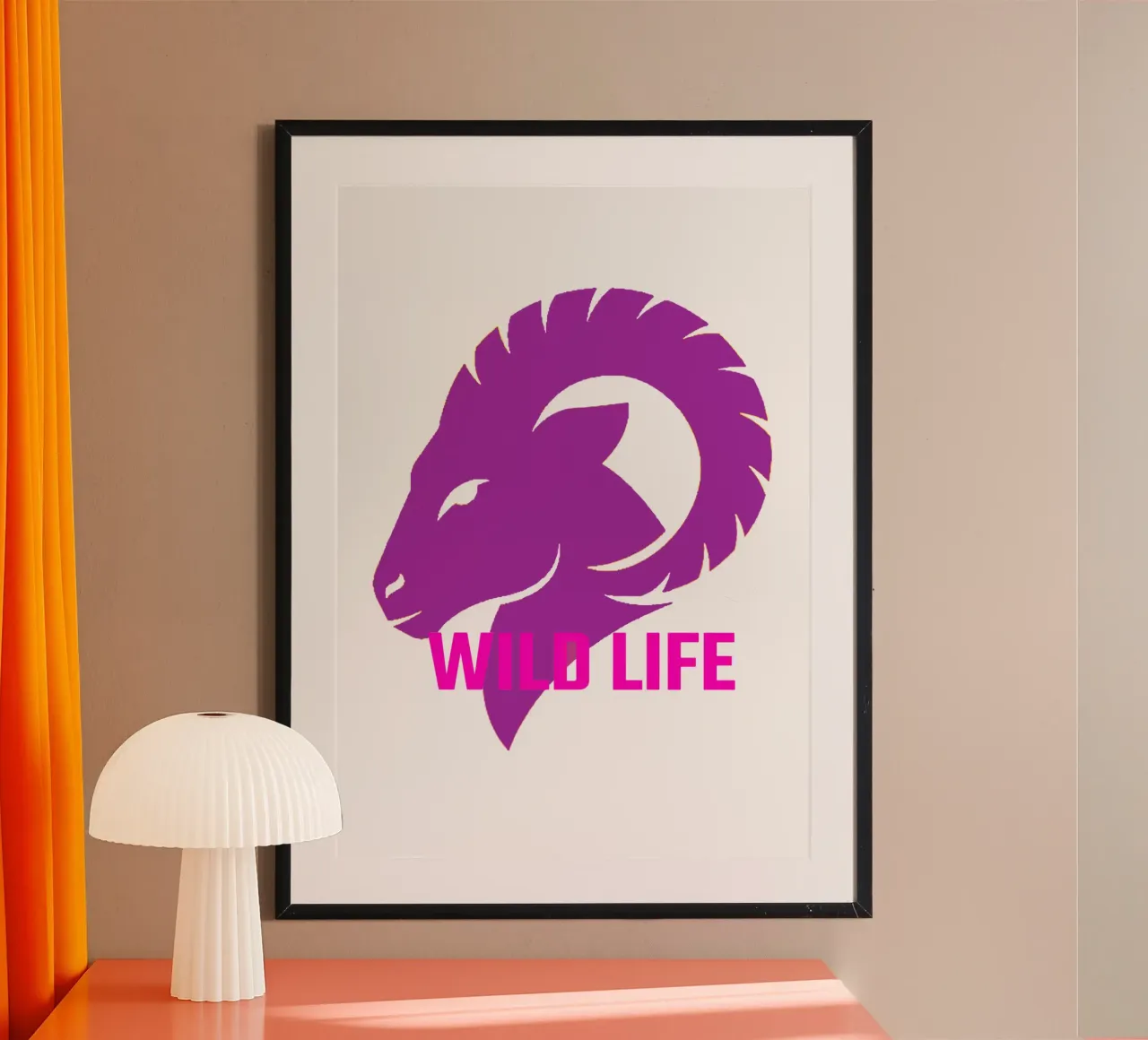 Porpora rosso una testa di capra vita selvaggia illustrazione animale poster con telaio in alluminio da Urban Life