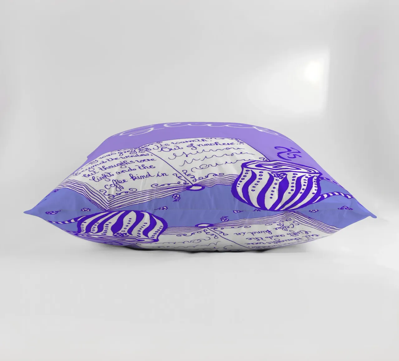 Felicità - Libro e tazza - Blu e viola cuscino da PaperLine Art