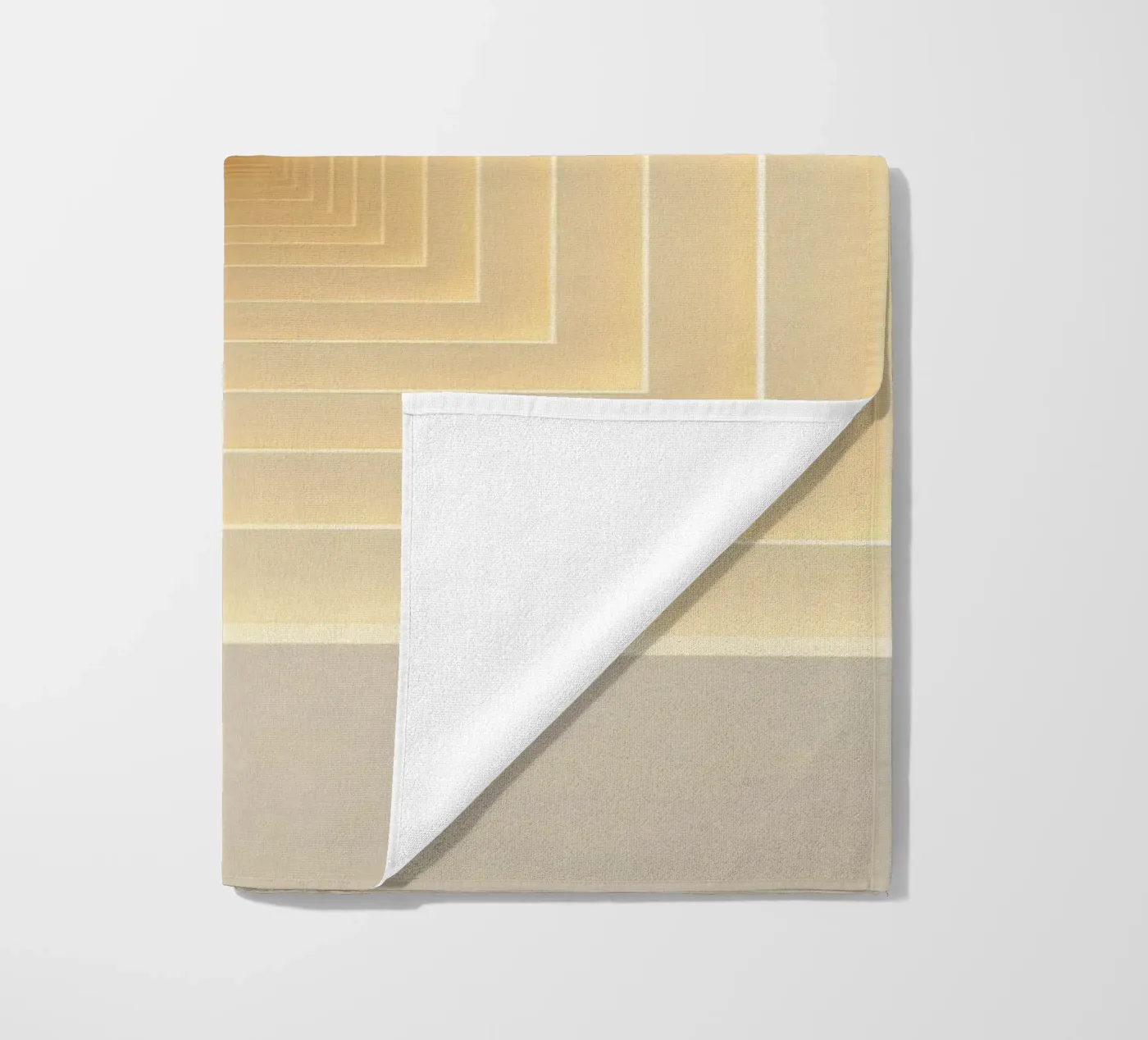 Nested Square Frames in Beige Tones telo mare da DesignDoodle