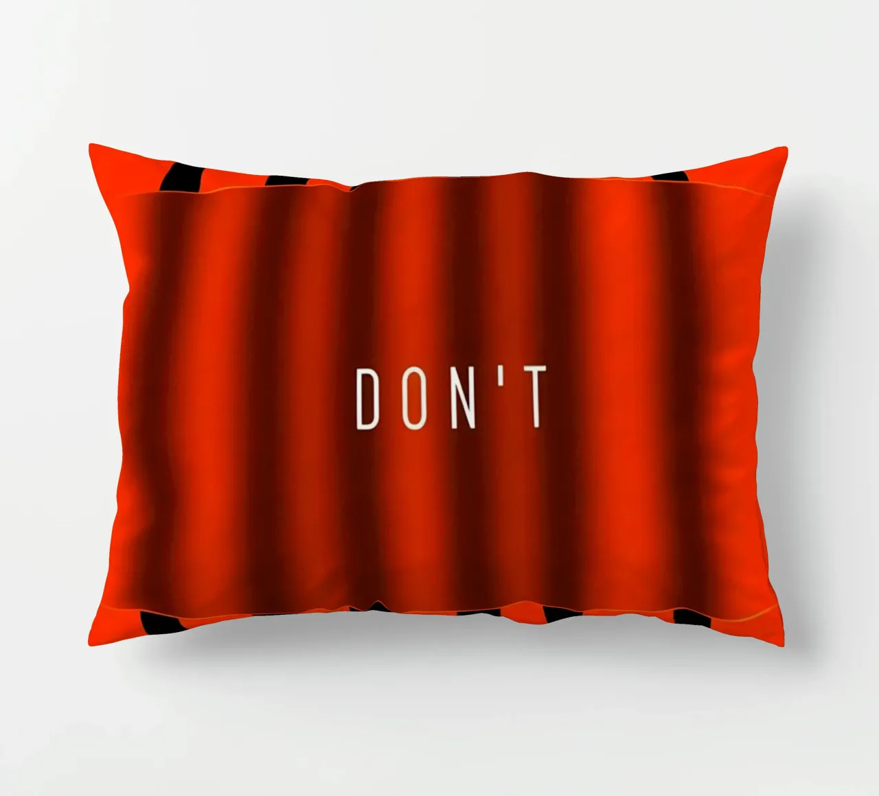 'QUIT and 'DONT cuscino da Type & Tape