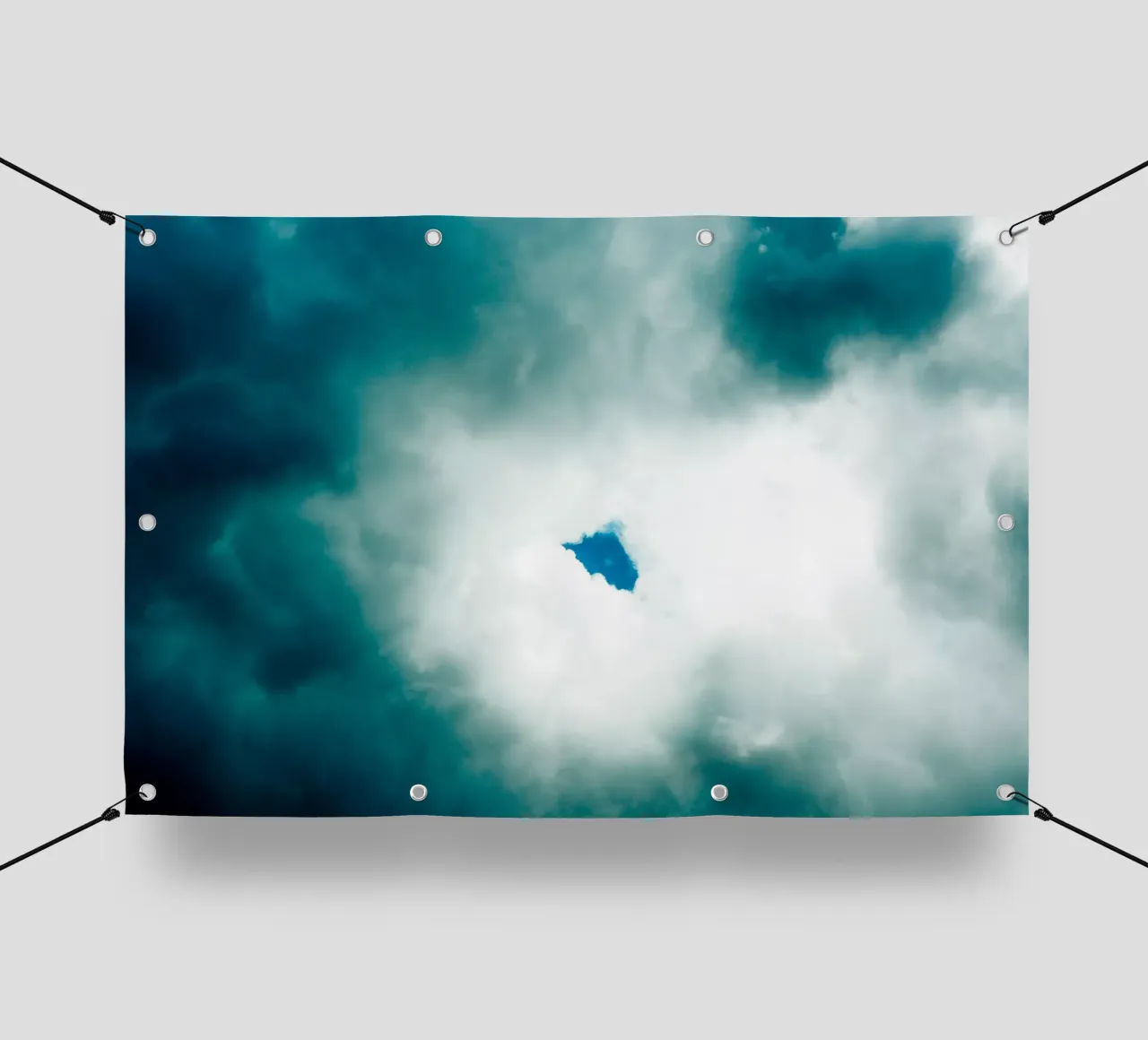 Intero telo in pvc da Tal Paz-Fridman