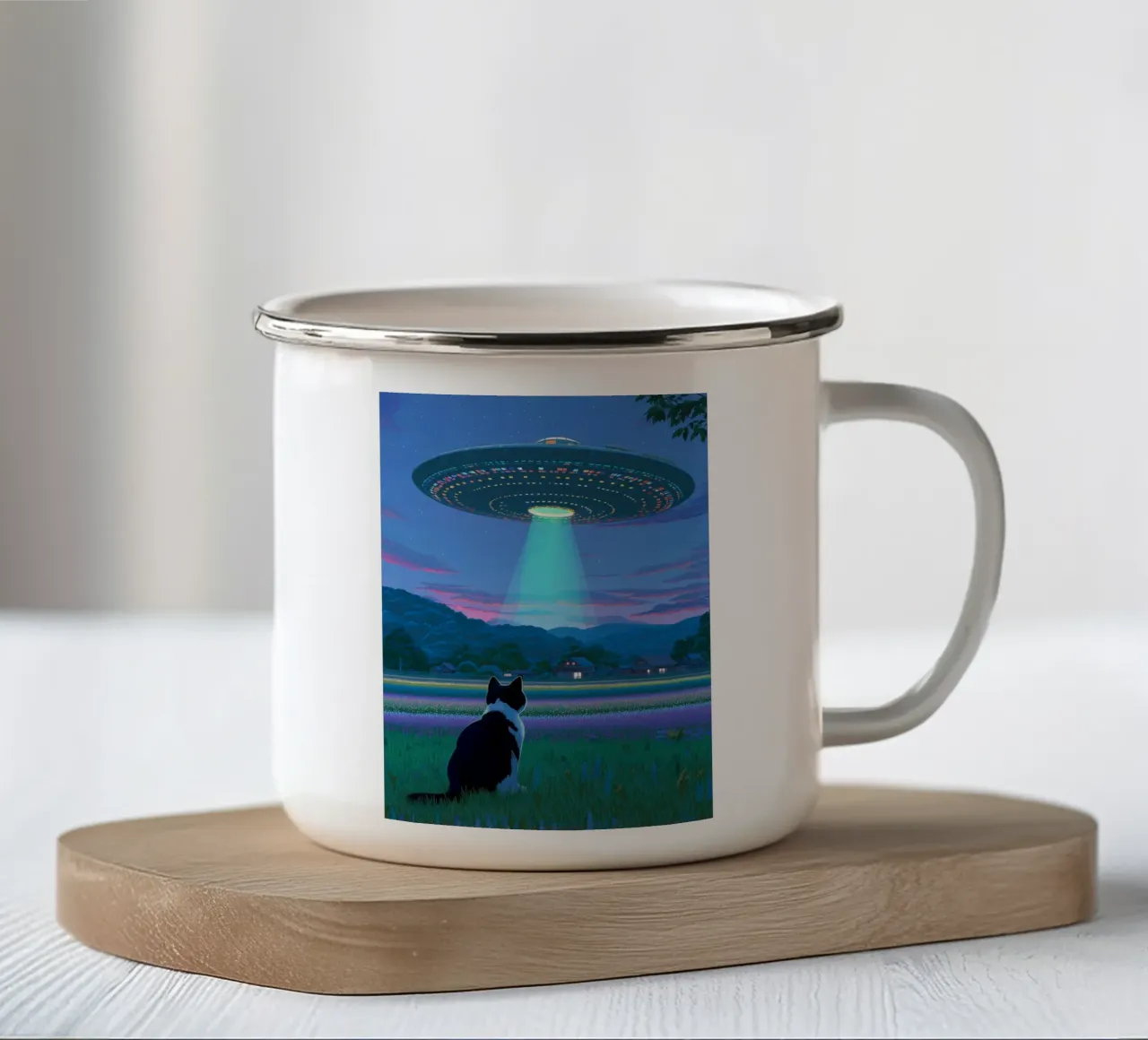 Gatto contro astronave UFO tazza in smalto da Stellar Creative