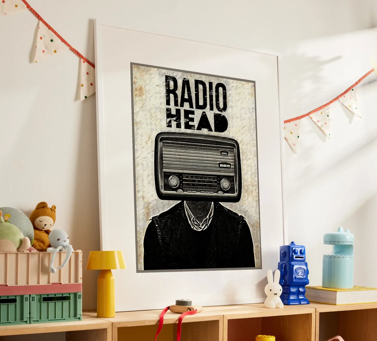 tuta radio testa persona poster da Christine N Shay