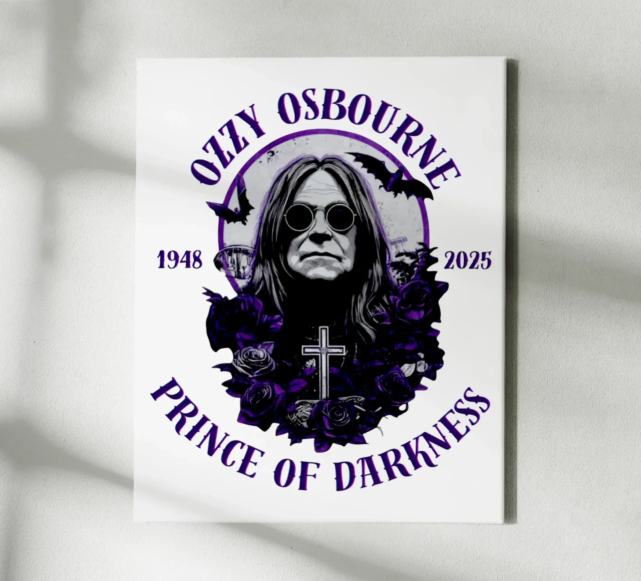 Grazie per tutti i ricordi Ozzy Osbourne tela con Cornice a cassetta da https://www.juniqe.com/uk/shop/Henndraws
