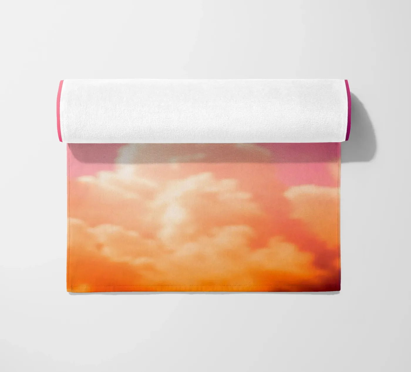 Clouds III telo mare da Tal Paz-Fridman