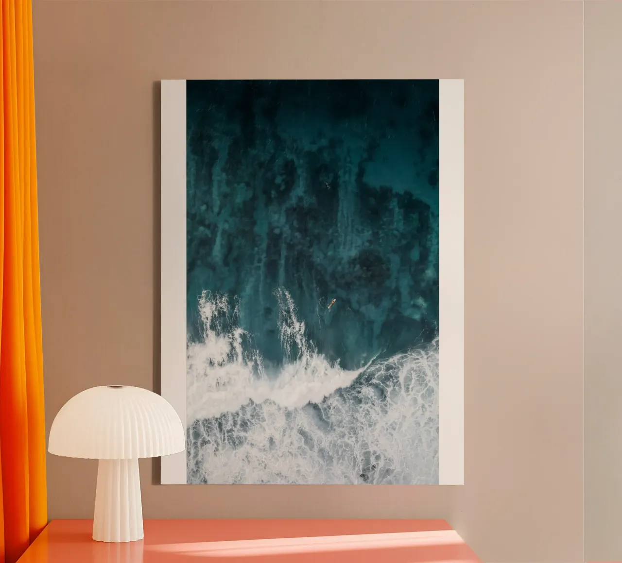 Ansicht Meer Leinwand mit Schattenfugenrahmen von Joshua Holmes