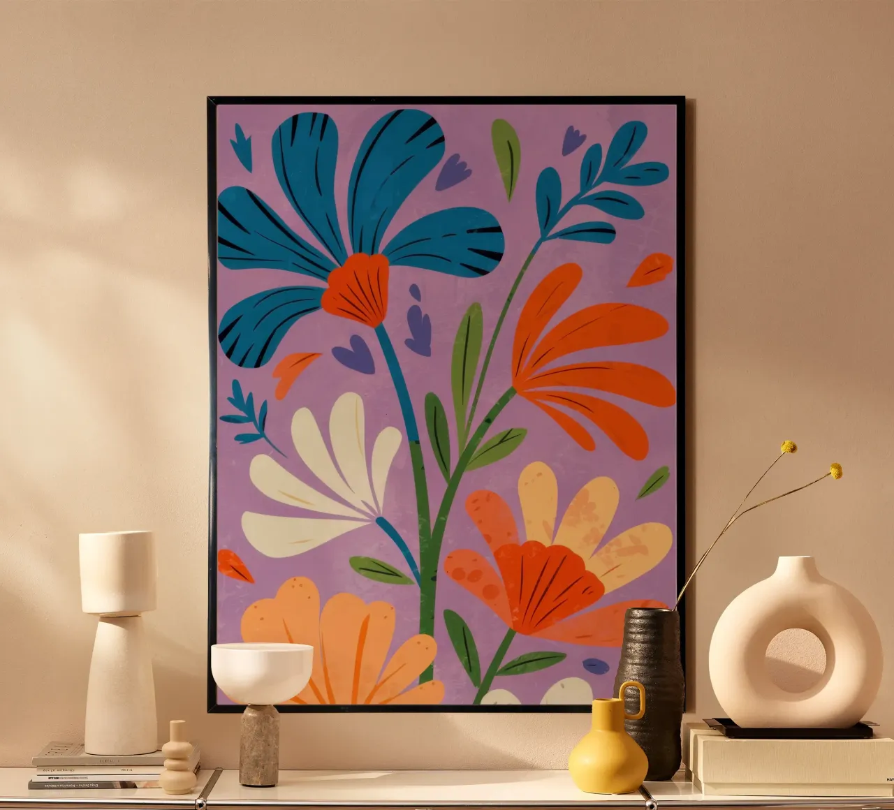 Fantasia floreale viola poster con telaio in legno da Nova Glaze