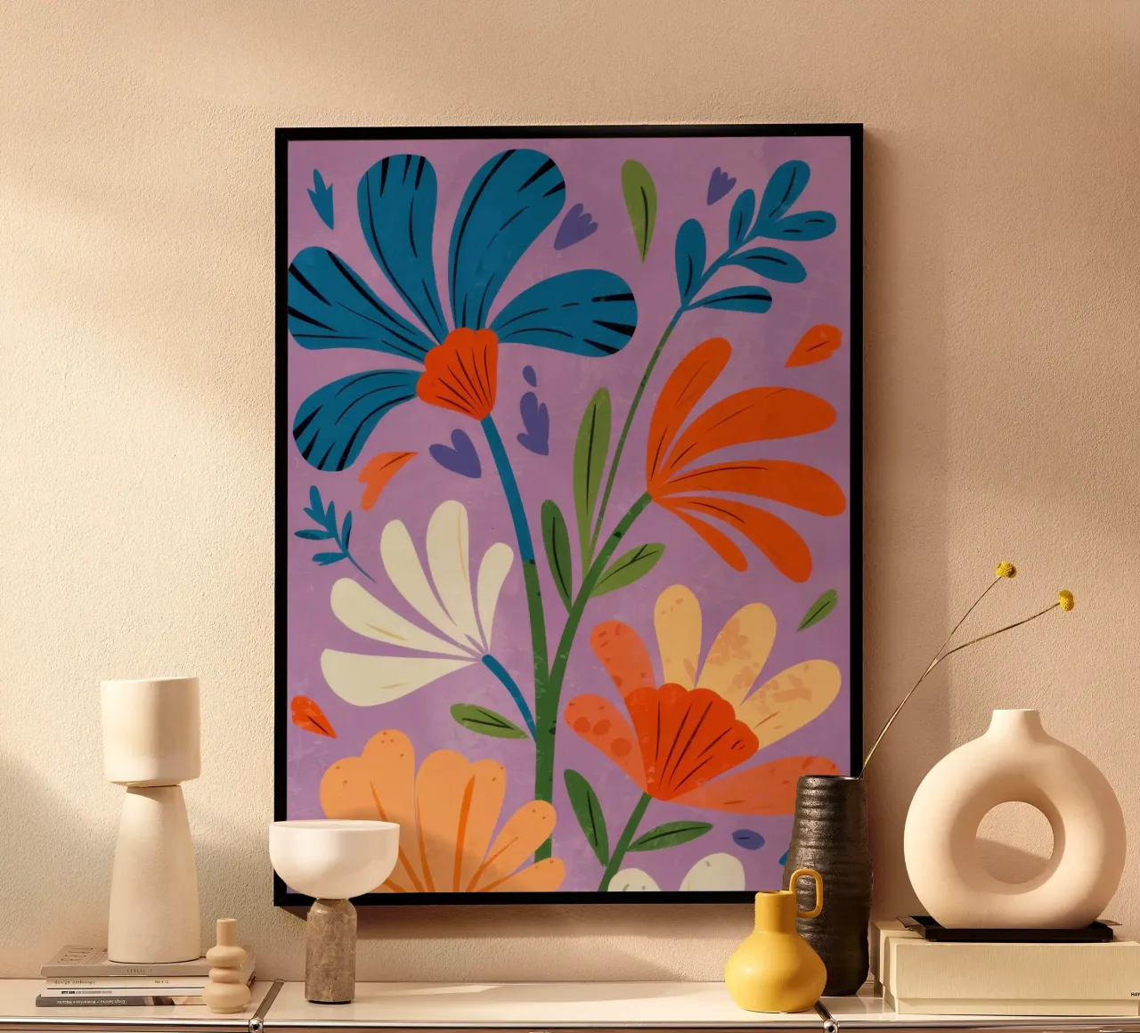 Fantasia floreale viola poster con telaio in legno da Nova Glaze