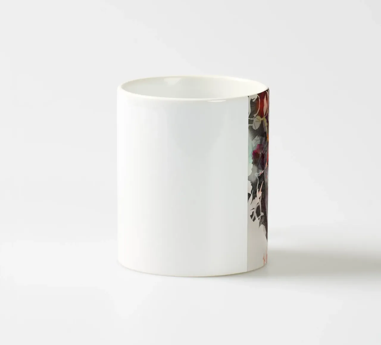 dramma floreale tazza in ceramica da Giulio Iurissevich