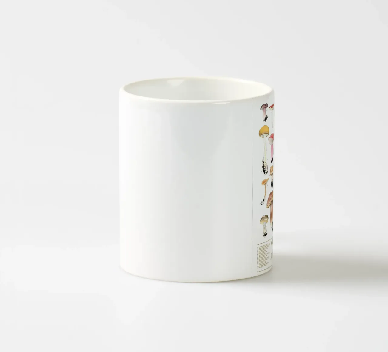 funghi funghi tazza in ceramica da Amber Hughes