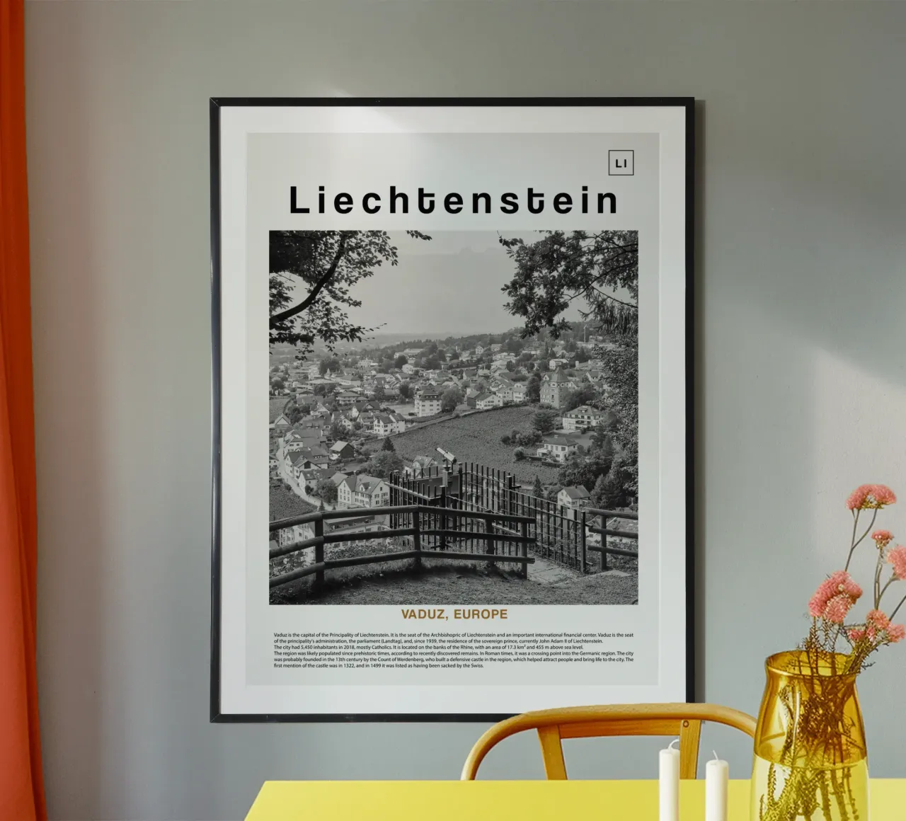 Arte murale di Vaduz, Liechesten, Europa poster con telaio in plastica da ✈ world in frame