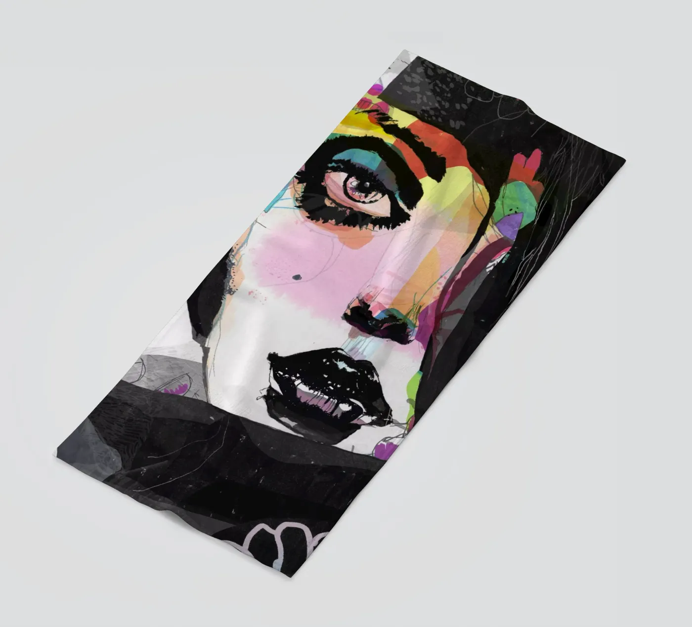 niet zwart strandhanddoek van Giulio Iurissevich