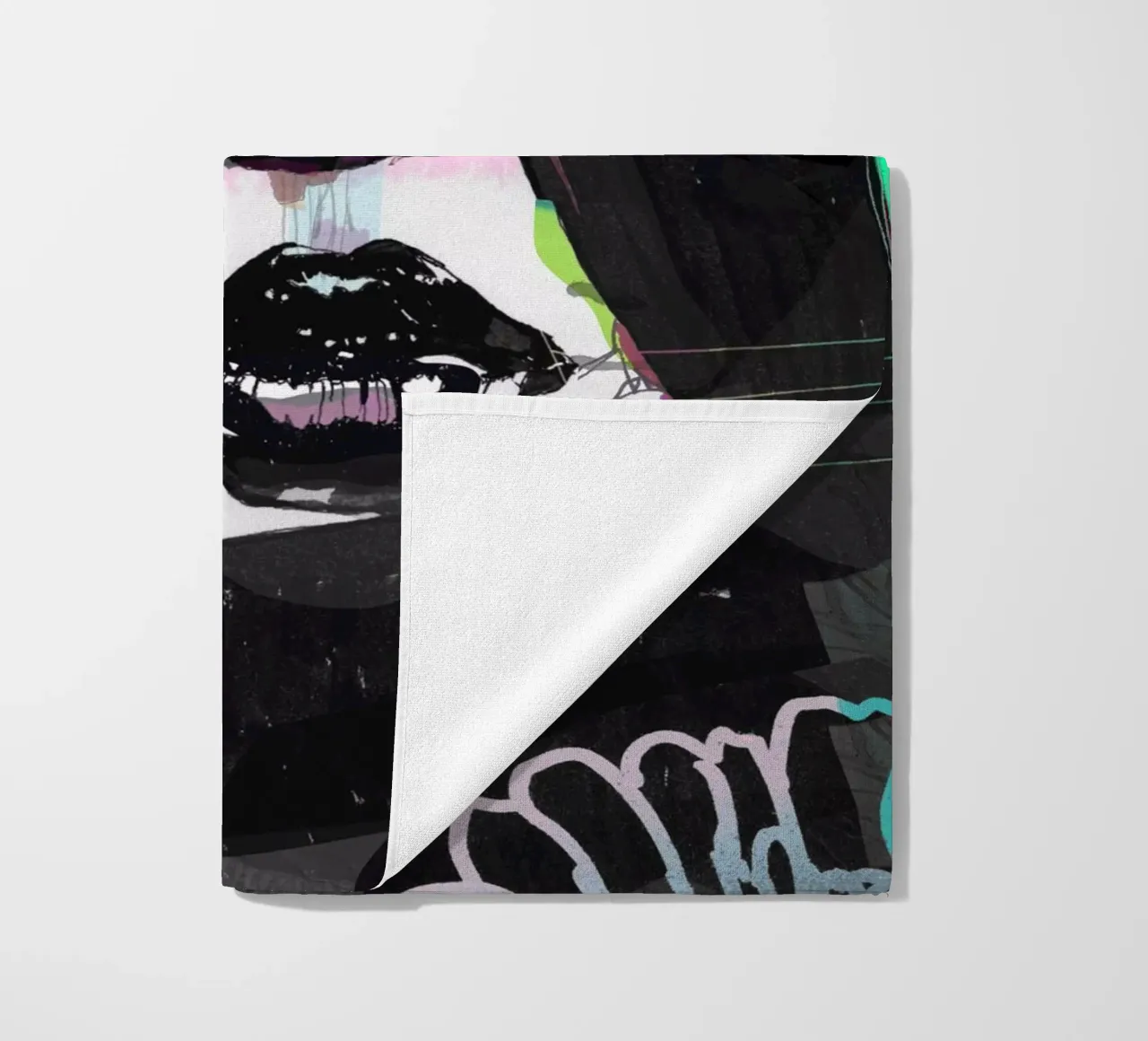 non nero telo mare da Giulio Iurissevich