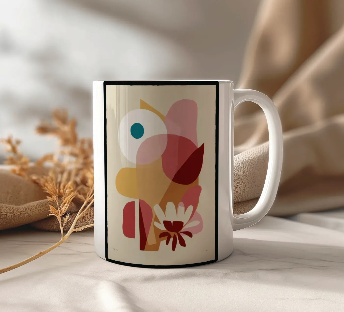 Overlapping Forms Composition Keramik Tasse von Snow Mist