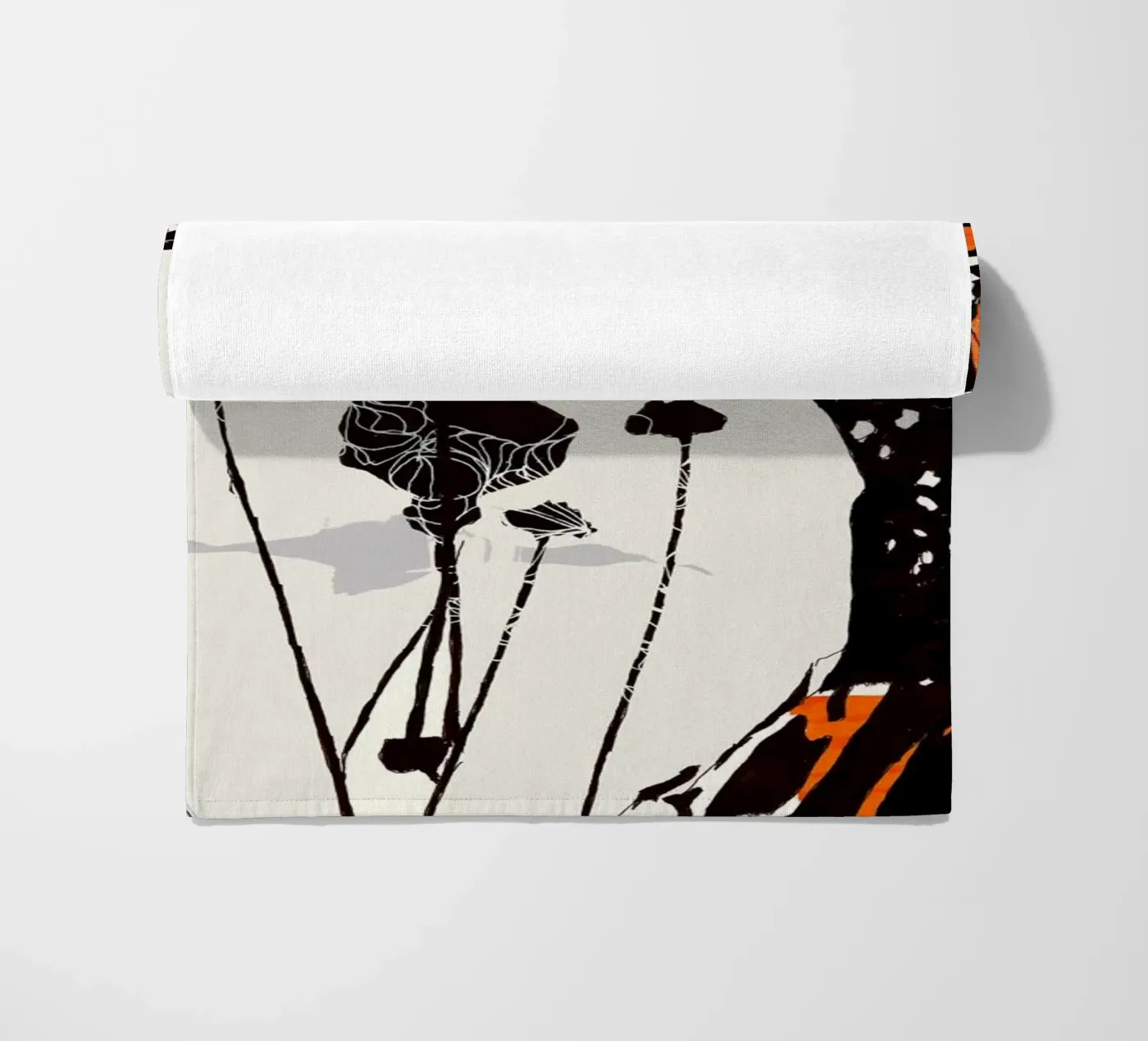 flamingo eclipse Strandtuch von Giulio Iurissevich