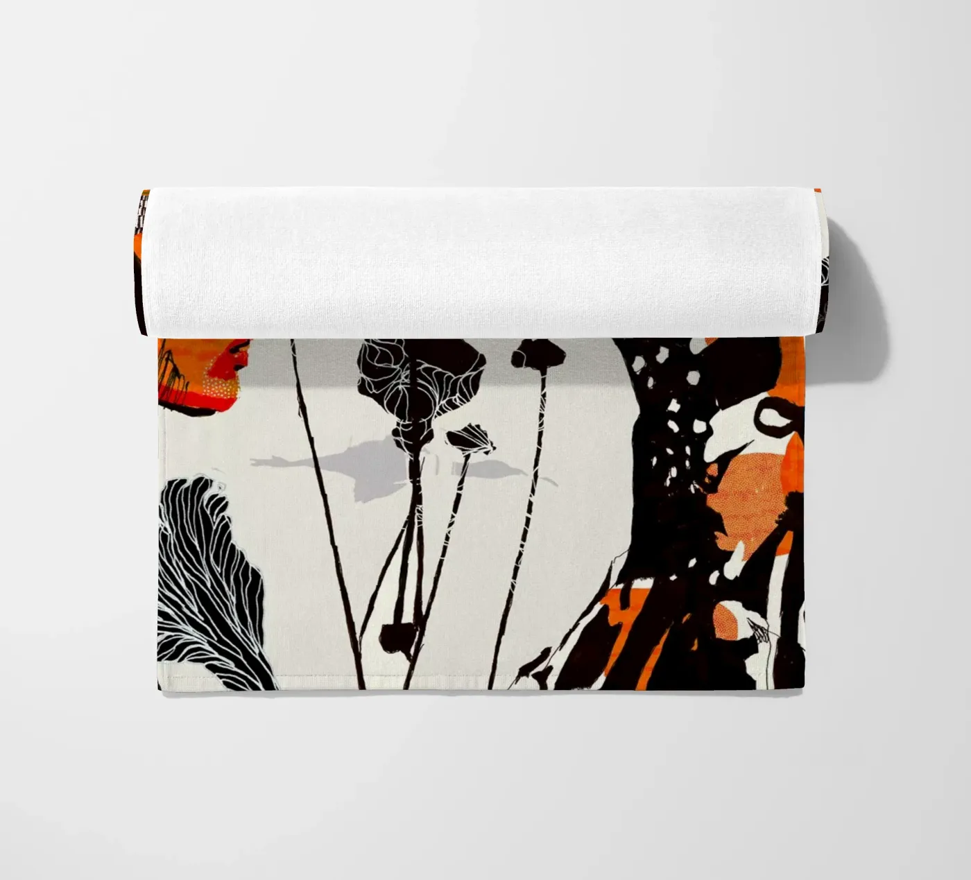 flamingo eclipse Strandtuch von Giulio Iurissevich