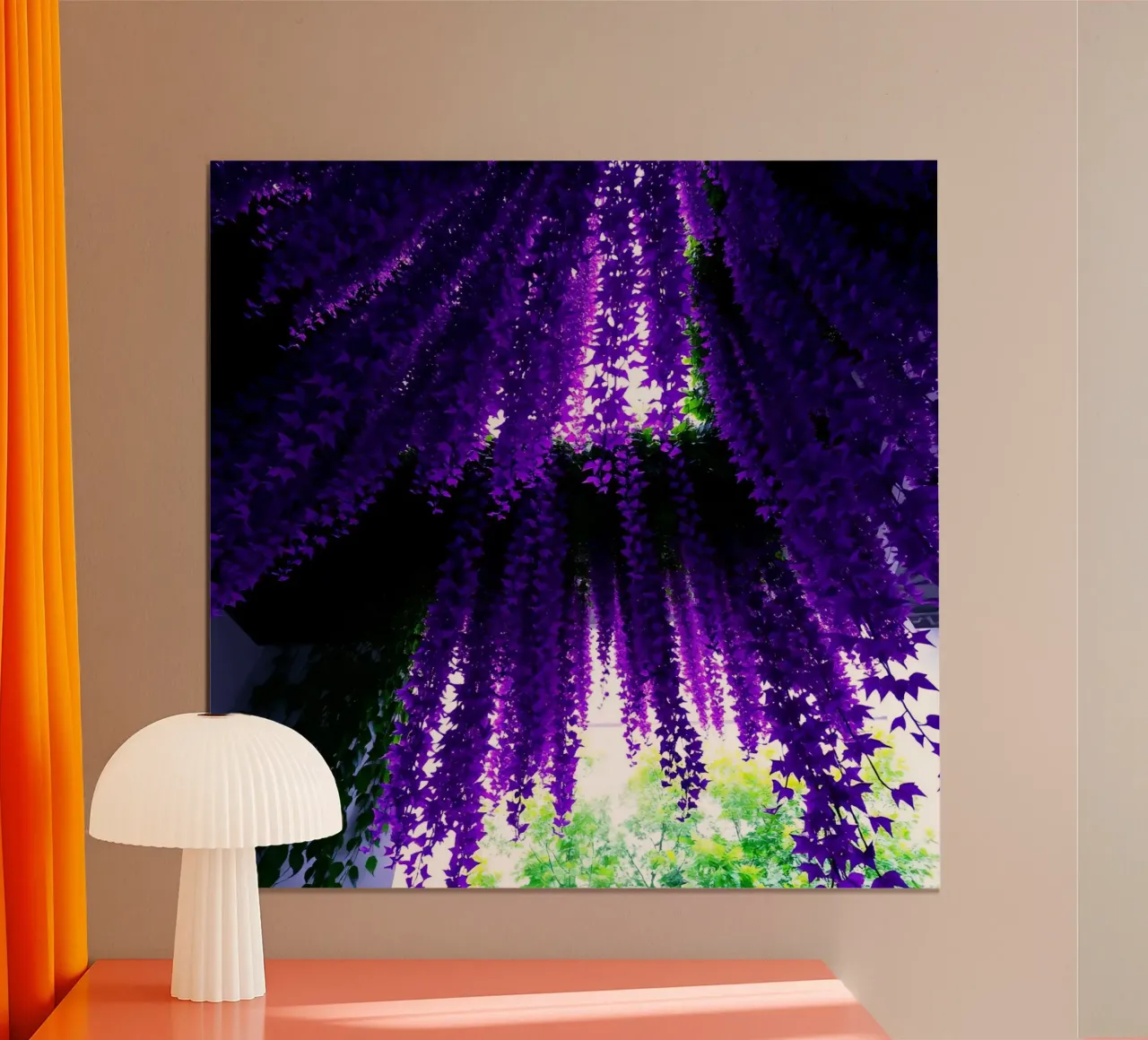 Vite viola appese e fogliame verde poster da DesignDoodle